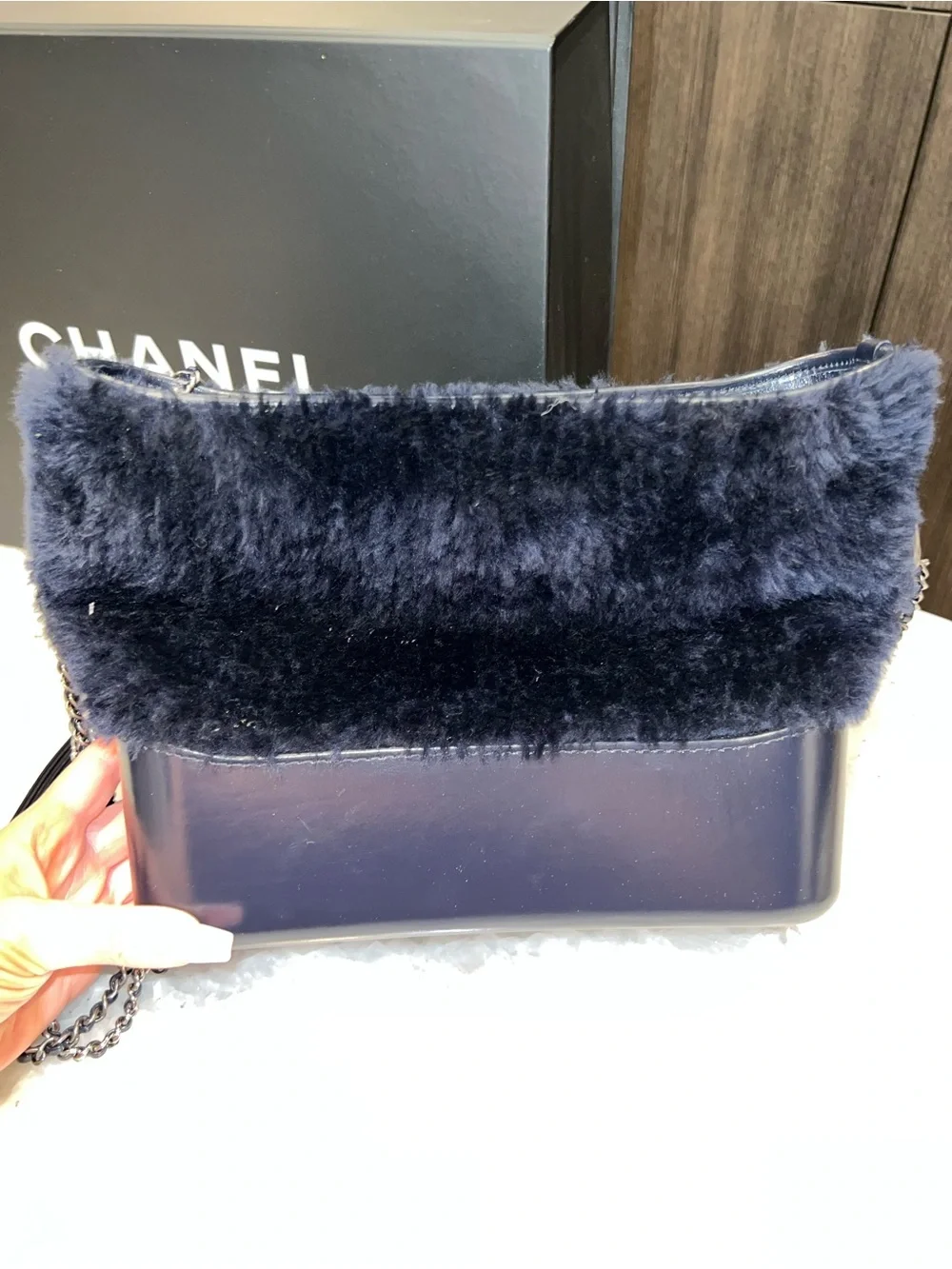 CHANEL shoulder bag
